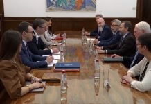 Vučić zatražio da KFOR preuzme brigu o bezbednosnim pitanjima na severu Kosova i Metohije