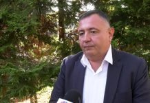 Dragomir Anđelković – Vučić prodaje srpske interese radi lične koristi