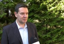 Nemanja Šarović o optužnici protiv Šešelja – Zabavljanje javnosti