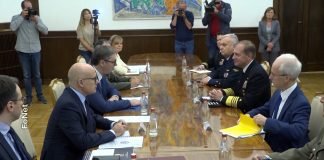 Vučić razgovarao s komandantom NATO snaga u Napulju o Kosovu i Bliskom istoku