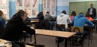 Skraćenje školske nedelje na četiri dana – Peticiju potpisalo 50.000 ljudi