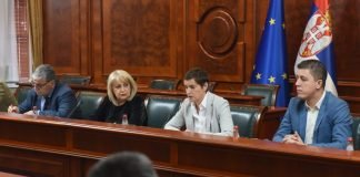 Vlada Srbije čini sve da poboljša status radnika u prosveti
