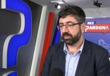Radomir Lazović – U javnim preduzećima se unosni poslovi nameštaju ljudima bliskim SNS-u
