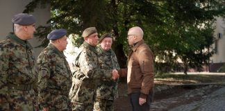 Ministar Vučević prisustvovao prikazu novih sredstava na poligonu „Nikinci“