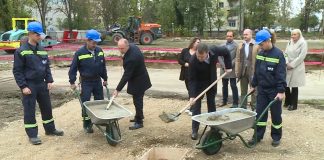 Postavljen kamen temeljac za izgradnju novog objekta OŠ „Miloš Crnjanski“ u Novom Sadu