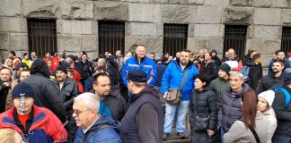 Vlada usvojila odluku o 20.000 dinara pomoći za radnike Pošte Srbije koji se danas vrate na posao