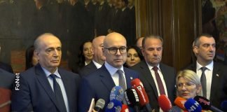 RIK-u podneta prva izborna lista – „Aleksandar Vučić – Srbija ne sme da stane“
