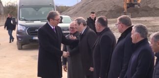 Vučić obišao radove na izgradnji brze saobraćajnice Slepčević-Badovinci