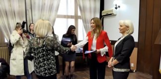 Uručeni ugovori o sufinansiranju programa energetske sanacije u Smederevu
