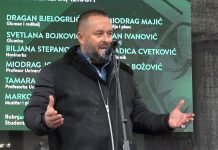 Nekoliko hiljada Nišlija na tribini ProGlasa