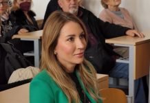 Đedović Handanović uručila ugovore za energetsku sanaciju 147 domaćinstava na Paliluli