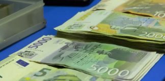Izvan Beograda i Vojvodine najviše plaćeni zaposleni su u Boru i niškoj opštini Medijana