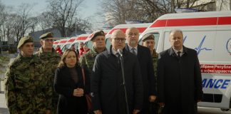 Novih 15 sanitetskih vozila za vojno zdravstvo