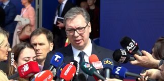 Vučić na Samitu u Tirani