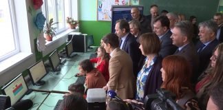 Brnabić – Do kraja 2025. godine svako mesto u Srbiji treba da bude priključeno na brzi internet