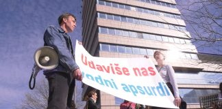 Održana ulična akcija ,,Putem zrenjaninskih vodnih apsurda’’
