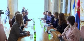 Vučić – Verujem u velike stvari koje možemo da uradimo danas u Parizu