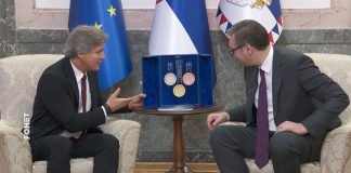 Vučić sa predsednikom Evropske federacije vodenih sportova – Čast nam je da budemo domaćini EP