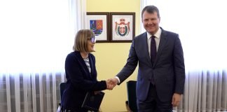 Maja Gojković preuzela dužnost od Mirovića
