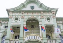 Zrenjanin protiv nasilja-Biramo Zrenjanin – Potpisi podrške dostavljeni u balonima za vodu