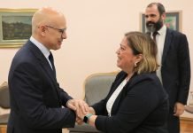 Vučević i ambasadorka Grčke – Saradnju Srbije i Grčke podići na viši nivo