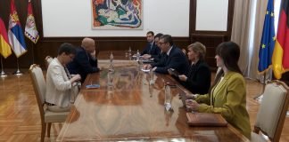 Vučić se sastao sa Zaracinom i primio u oproštajnu posetu Tomaša Kuhtu