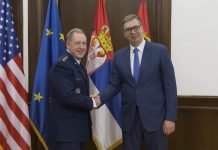 Vučić sa generalom Vazduhoplovne komande NATO-a