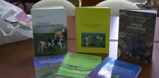 Donacija stručne literature biblioteci „Ljubiša R. Đenić“ u Čajetini