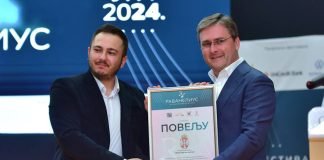 Selaković primio Povelju za izuzetan doprinos kulturnom razvoju Ćuprije
