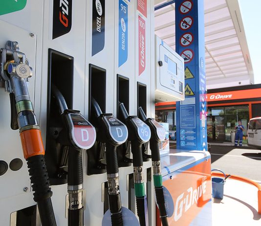 Skuplje gorivo u Srbiji – Dizel za tri, benzin za dva dinara po litru