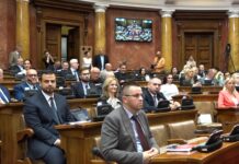Poslanici nastavili raspravu o Deklaraciji i ostalim tačkama – Sednica u znaku polemika