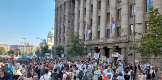 Protest ekoloških aktivista ispred Ustavnog suda, traže da im se dostave sve informacije o projektu Jadar