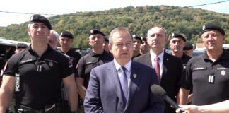 Dačić prisustvovao dodeli novih džipova za Žandarmeriju