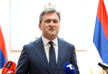 Selaković potpisao ugovore sa 14 učesnika projekta Gradovi u fokusu