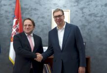 Vučić Varheljiju – Srbija spremna za nove korake