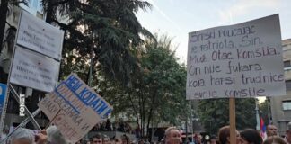 Protest u Beogradu sa zahtevom da RTS izveštava o protestima protiv rudarenja litijuma u Srbiji