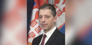 Koliko zarađuju ministri?