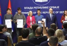 Vučević uručio priznanja učenicima nagrađenim na međunarodnim takmičenjima