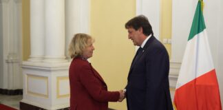 Sastanak ministra odbrane sa predsednicom Odbora za spoljne poslove i odbranu u Senatu Italije