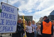 Protest prosvetnih radnika – Rušenje prosvete je izdaja Srbije