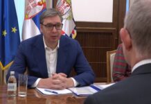 Vučić – Težak i uspešan sastanak sa delegacijom MMF-a