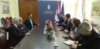 Ministar Đurić sa oslobodiocem Beograda Miloradom Rakićem