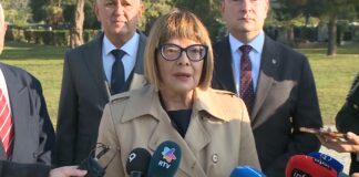 Gojković položila venac povodom Dana oslobođenja Novog Sada u Drugom svetskom ratu