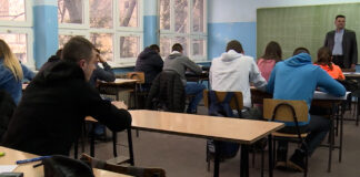 NSPRS ulazi u novu fazu belog štrajka – Ocena odličan pet svim učenicima zbog neispunjenih zahteva