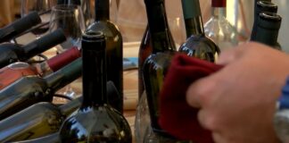 U Vinarski registar se upisuju proizvođači šire, vina i drugih proizvoda od grožđa