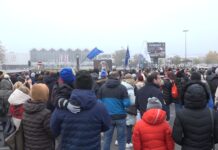 Blokada u Novom Sadu – Uplakana golubica i krvavi otisci