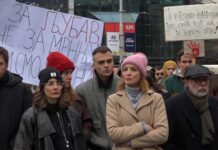 Protestima se priključili i glumci