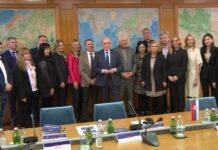 Ministarstvo za brigu o selu i Pošta Srbije – Udaljena sela dobijaju mobilne prodavnice i bankomate