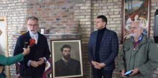 Ministar Ristić obišao novinarsku kuću Pere Todorovića
