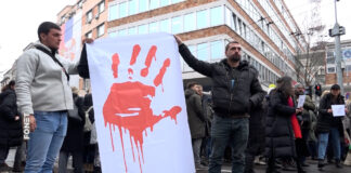 Blokada ispred RTS-a u Takovskoj